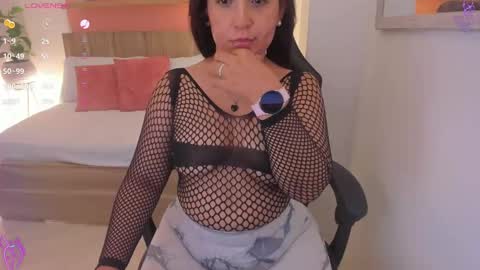 Snapshot of izaro_22 chatting on 24, 1, 2025 Iza online show from 24, 1, 2025