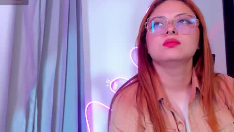 hot izys online show from 16, 2, 2025
