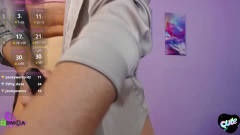 Snapshot of izzy_cam chatting on 30, 12, 2024 Queen of nylon Victoria online show from 30, 12, 2024