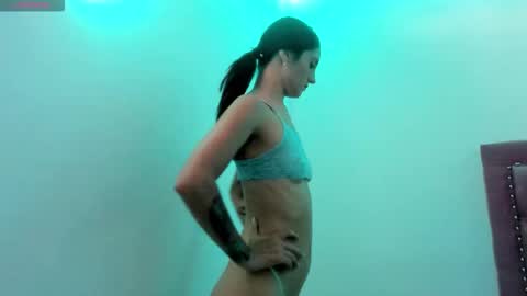 Izzy online show from 19, 10, 2025