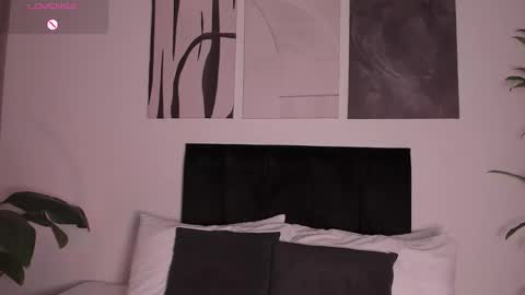 Izzy vega  online show from 3, 11, 2025