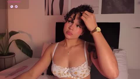 Izzy vega  online show from 15, 1, 2026