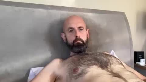 izzysboytoy1 online show from 29, 4, 2026