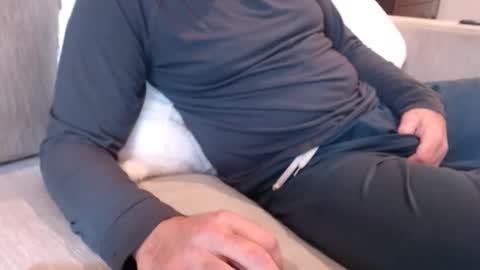 Snapshot of j335129 chatting on 30, 11, 2025 James online show from 30, 11, 2025