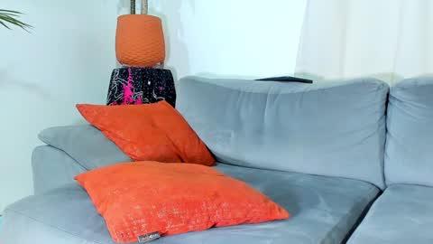 Calix  Independient model Insta and twt Calixsnake online show from 11, 12, 2024