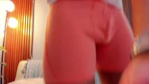 Calix  Independient model Insta and twt Calixsnake online show from 15, 4, 2026