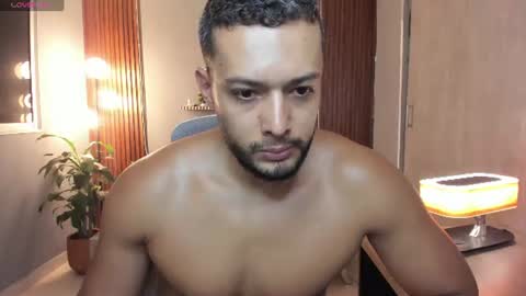 Calix  Independient model Insta and twt Calixsnake online show from 22, 6, 2026