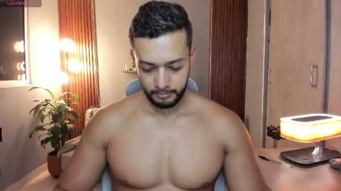 Calix  Independient model Insta and twt Calixsnake online show from 28, 6, 2026