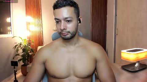 Calix  Independient model Insta and twt Calixsnake online show from 28, 7, 2026