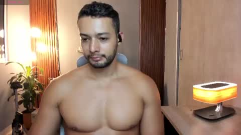 Calix  Independient model Insta and twt Calixsnake online show from 28, 7, 2026