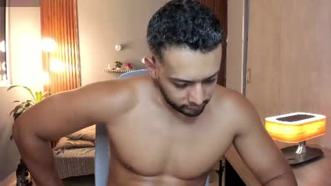 Calix  Independient model Insta and twt Calixsnake online show from 28, 7, 2026
