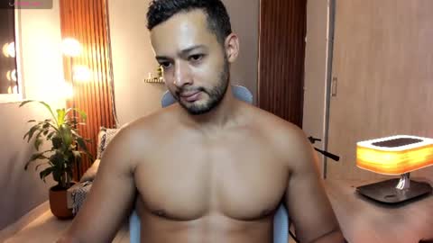 Calix  Independient model Insta and twt Calixsnake online show from 30, 7, 2026