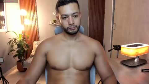 Calix  Independient model Insta and twt Calixsnake online show from 31, 7, 2026