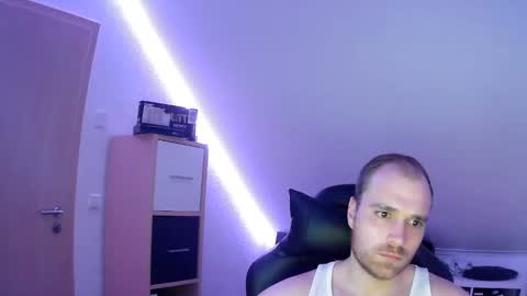 Snapshot of j_german783377 chatting on 5, 1, 2025 here4y online show from 5, 1, 2025