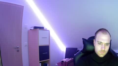 Snapshot of j_german783377 chatting on 4, 2, 2025 here4y online show from 4, 2, 2025