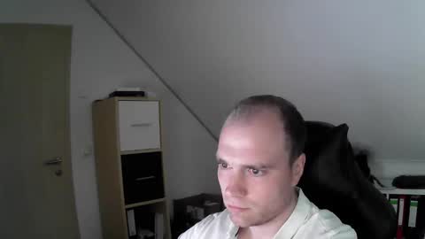 Snapshot of j_german783377 chatting on 12, 10, 2025 here4y online show from 12, 10, 2025