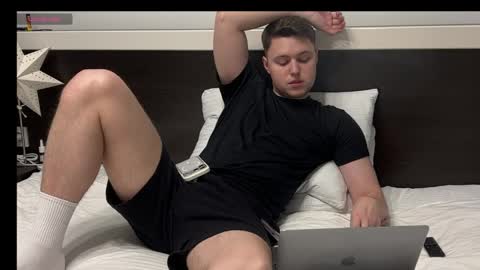 j_lyle_x online show from 5, 5, 2026