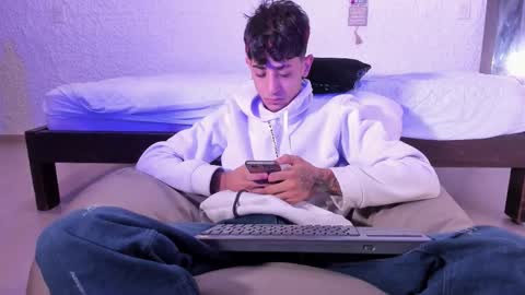 Snapshot of j_martony chatting on 1, 10, 2025 j_martony online show from 1, 10, 2025