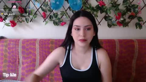 Snapshot of jack_emily11 chatting on 15, 11, 2025 Jack and Emily online show from 15, 11, 2025