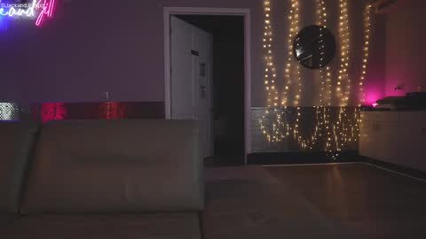 JackJill online show from 6, 10, 2025