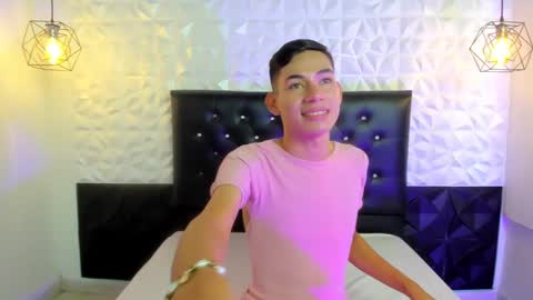 Snapshot of jackeowens chatting on 25, 2, 2025 JACK online show from 25, 2, 2025