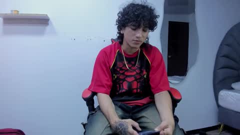 Jackes Taylor online show from 2, 10, 2025