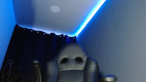 Snapshot of jackk_ho chatting on 22, 12, 2024 Jack online show from 22, 12, 2024