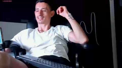 Snapshot of jackk_ho chatting on 23, 9, 2025 Jack online show from 23, 9, 2025