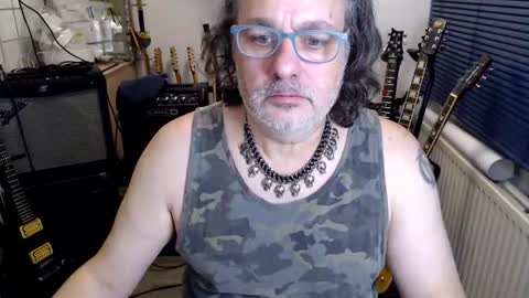 Jack independent model  online show from 22, 3, 2026