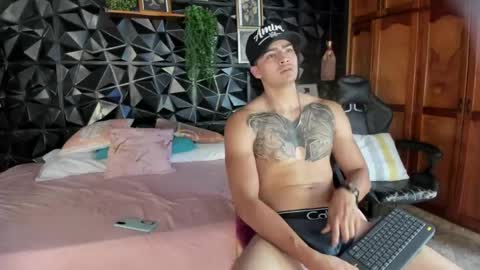 Snapshot of jackson_macleyn chatting on 22, 4, 2026 Jackson online show from 22, 4, 2026