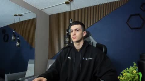 Jackson Olsen online show from 6, 2, 2025