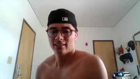 Snapshot of jackstrongof chatting on 7, 6, 2026 ImZacharyTyler online show from 7, 6, 2026