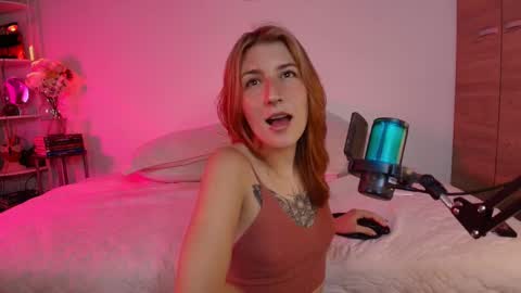 Linda Sofia help me get to 100 thumbs up online show from 25, 2, 2025