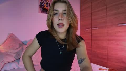 Linda Sofia help me get to 100 thumbs up online show from 3, 3, 2025