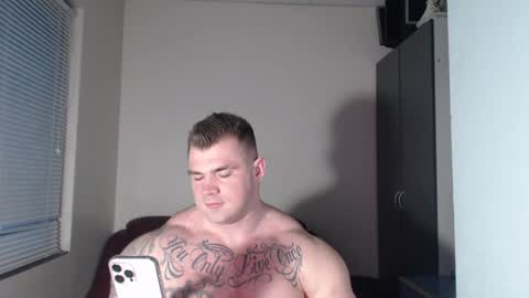 Snapshot of jackyhuge chatting on 10, 1, 2025 Jacky online show from 10, 1, 2025