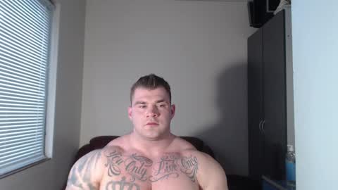 Snapshot of jackyhuge chatting on 14, 1, 2025 Jacky online show from 14, 1, 2025