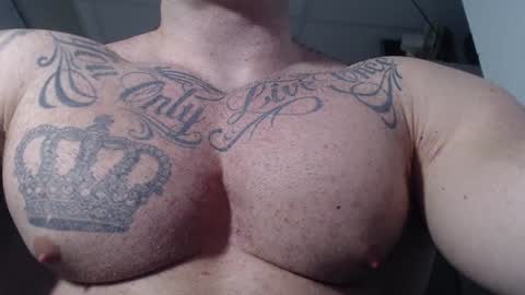 Snapshot of jackyhuge chatting on 1, 2, 2025 Jacky online show from 1, 2, 2025