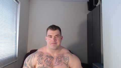 Snapshot of jackyhuge chatting on 4, 2, 2025 Jacky online show from 4, 2, 2025