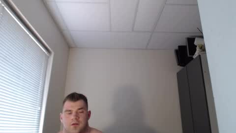 Snapshot of jackyhuge chatting on 8, 3, 2025 Jacky online show from 8, 3, 2025