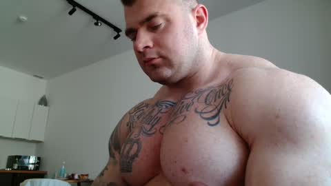 Snapshot of jackyhuge chatting on 9, 9, 2025 Jacky online show from 9, 9, 2025