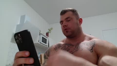 Snapshot of jackyhuge chatting on 24, 10, 2025 Jacky online show from 24, 10, 2025