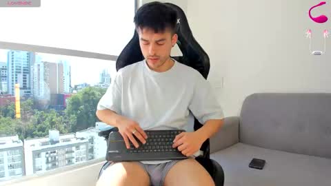 Snapshot of jacob_ferrer chatting on 15, 3, 2026 JACOB FERRER online show from 15, 3, 2026