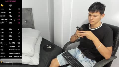 Snapshot of jacobb_lee chatting on 11, 12, 2024 Jacob Lee online show from 11, 12, 2024