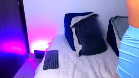    online show from 18, 12, 2024
