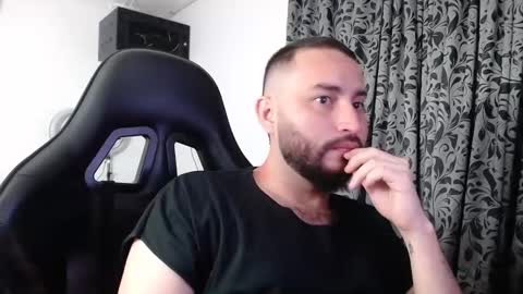 Snapshot of jacobkingd chatting on 8, 2, 2025 jacobkingd online show from 8, 2, 2025