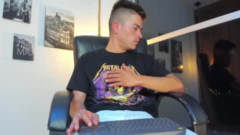 Snapshot of jacobstones_ chatting on 20, 1, 2025 JACOB STONES online show from 20, 1, 2025