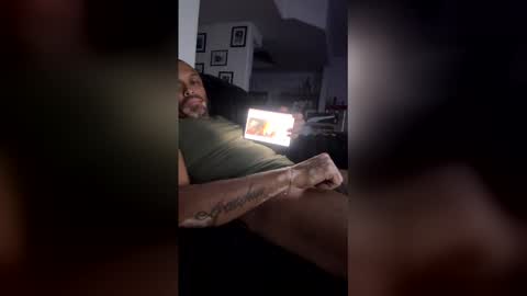 jacuzzi_b online show from 18, 3, 2026