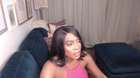 Jade online show from 15, 12, 2024