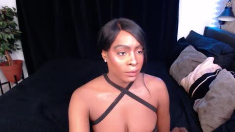 Jade online show from 10, 10, 2025