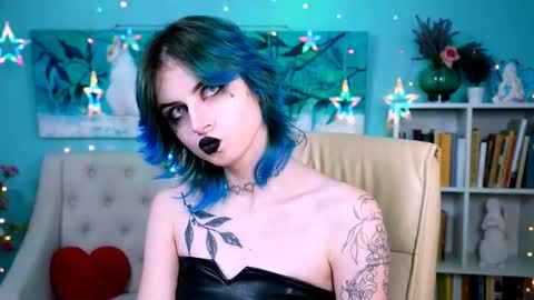 jade_castle online show from 28, 12, 2024